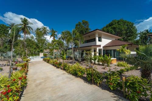 Hin Hong Resort | Top-Rated Sixth Sense Phangan Villas with Family Amenities