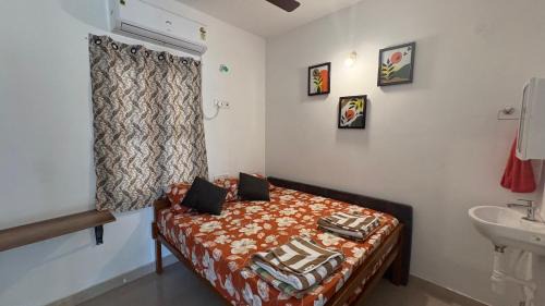 Perungalathur House | SHI's Agam Bed & Breakfast at Chennai