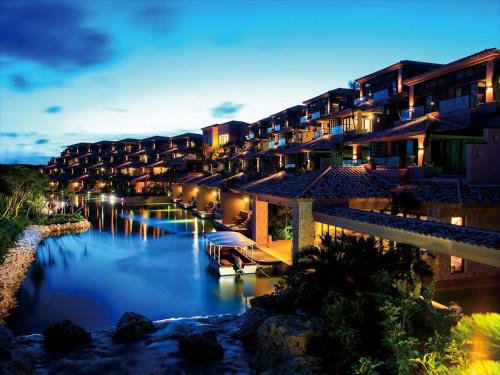 Ueno Resort | Elegant Shigira Bayside Suite Allamanda with Oceanfront Views