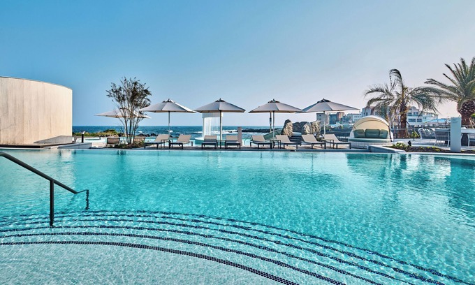 Downtown Hotel | Experience Comfort at Shilla Stay Plus Iho Tewoo Ocean Front