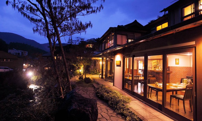 Yufu House | Eco-Friendly Shimizu Ryokan: Guest Rated 9.6 with Hot Tub