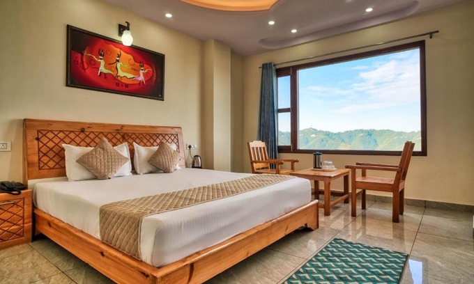 Shimla Hotel | Guest Rated 9/10: Shimla Alpine Regency with Breakfast