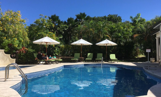 Little Battaleys Villa | Shimmers: Stylish West Coast Villa Near Mullins Beach