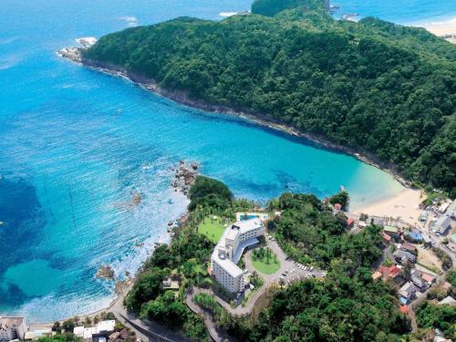 Shimoda Hotel | Idyllic Oceanfront Retreat at Shimoda Tokyu Hotel