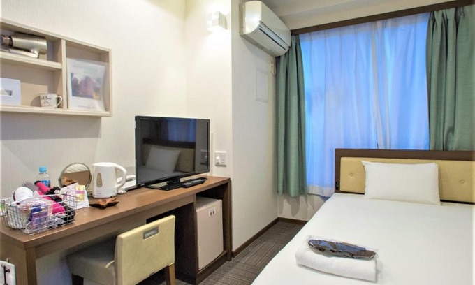 Shin-Yokohama Hotel | SHIN YOKOHAMA SK HOTEL - Female Only & Non Smoking Retreat