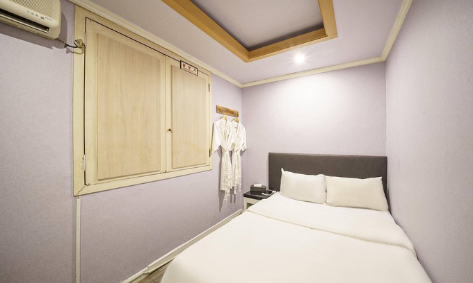 Jamsil-dong Hotel | Eco-Friendly Retreat at Shincheon Matsu with Breakfast