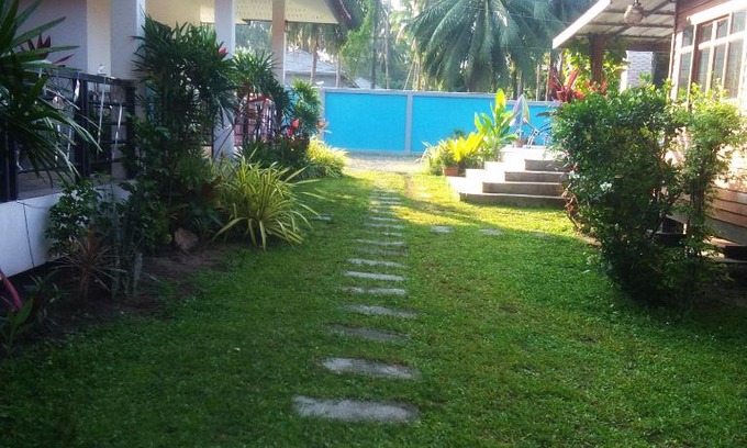 Maret Cabin | Oceanfront Shine of Hill in Koh Samui with Spa & Dining