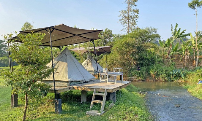 Pasirjambu Cabin | Discover Shine River Ciwidey: Family-Friendly Retreat