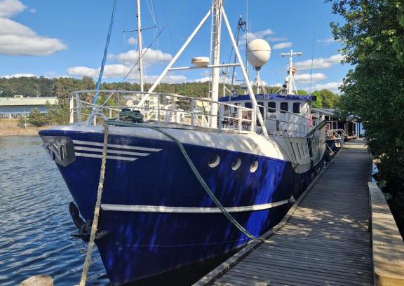 Sodertalje Boat Rental | Pet-Friendly Retreat at Ship Windö with Family Amenities