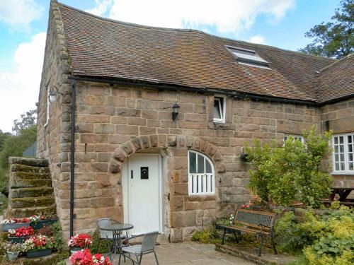 Crich House | Pet-Friendly Shire Cottage: Guest Rated 9.5/10