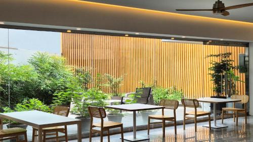 Choryang Hotel | Discover the Shire Hotel Busan Station with Hot Tub Delight