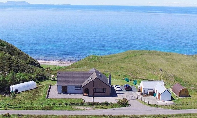Melvaig Apartment | Shiskine: Self-Catering Apartment with Oceanfront Views