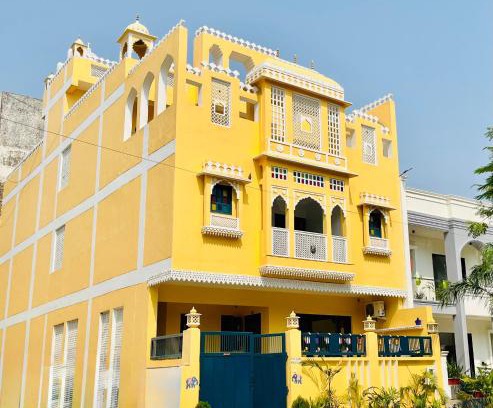 Basai House | Cozy Shiv Kothi Homestay: Rated 9.2, Family-Friendly Stay