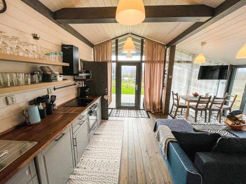 Horni Podluzi House | Discover Shiva - Bohemian Homes with Spa and Pet-Friendly Perks
