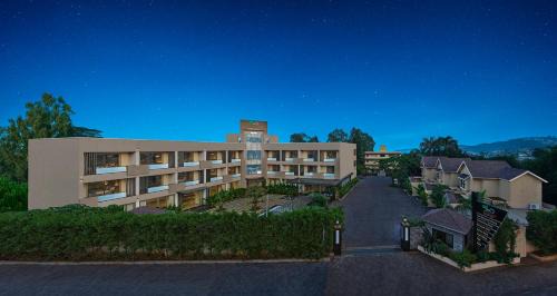 Wai Hotel | Relax at Shivsagar Resort & Spa with Pool and Dining Options