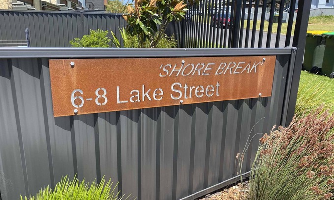 Eden Apartment | Inviting Shore Break - Unit 7 Eden with Family-Friendly Amenities