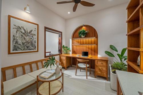 Son Tra Villa | Shore House - Near My Khe Beach & City Centre by The Key