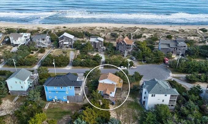 Avon House | Experience Shore Thing #90-1: 4-Star Family Retreat with Pool