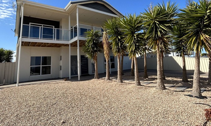 North Beach House | SHORE THING AT FARRELL