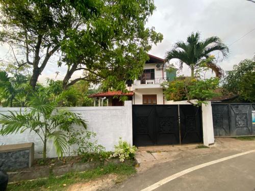 Matara House | Shoreline Madiha