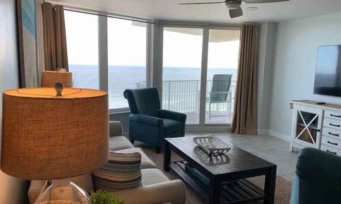 Daytona Beach Shores Condo | Oceanfront Retreat at Shores Club 1006 - Perfect for Families