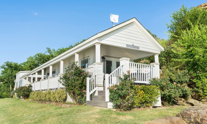 Sperry Cottage | Cozy Shore Side Cottage for Two - Pet Friendly Getaway!