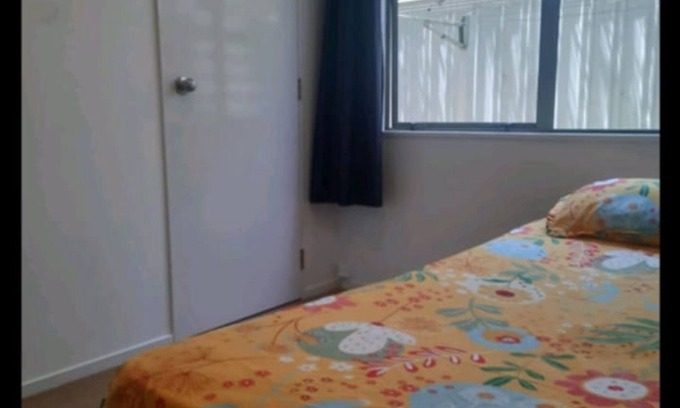 Papamoa Beach House | Short & cheaper stay for Single person