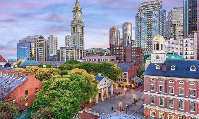 Government Center House | Convenient Location Near Logan Airport & Prudential Tower!