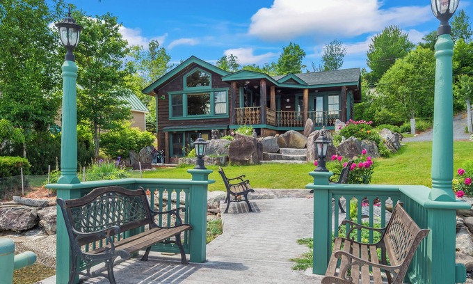 Rangeley Plantation House | Lakefront Escape - Beautiful Home on Rangeley Lake