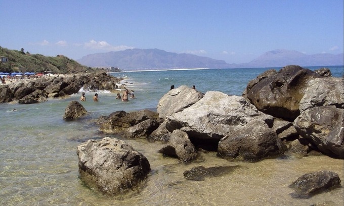 Trappeto Apartment | Guest Rated: Unforgettable Stays at Trappeto Cin
