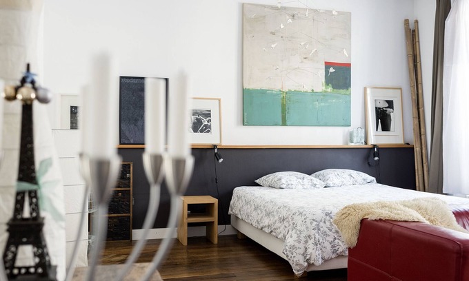 Notre-Dame Apartment | Quiet 3-Room Apartment with Kitchen and Ocean View