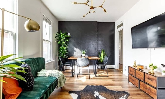 German Village House | Short North - Pets - Convention - Parking Free
