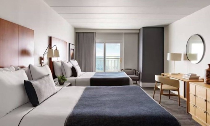 Goat Island Hotel | Short Stroll to Historic Downtown | Scenic Water View Room w/Balcony