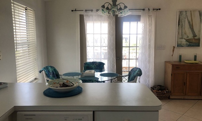 Cutthroat Harbor Estates House | Pet-Friendly Canal Front Home with Direct Boat Access