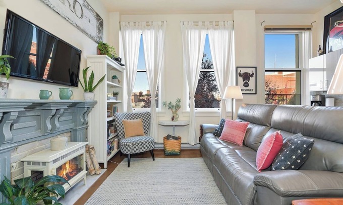 Downtown Victoria Condo | Live Like a Local: Upgraded Downtown Escape with Ocean Views