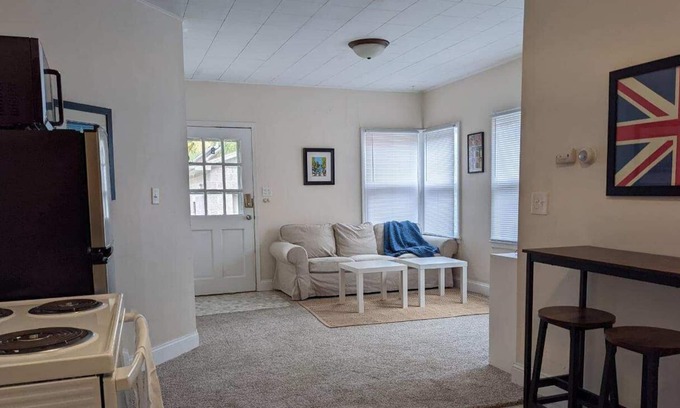 Luverne Apartment | Ideal Retreat for Weekend Hiking and Workforce Travel