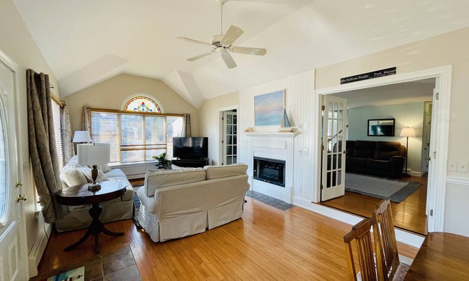 York Beach House | Ideal New England Home Steps from the Beach - Sleeps 15