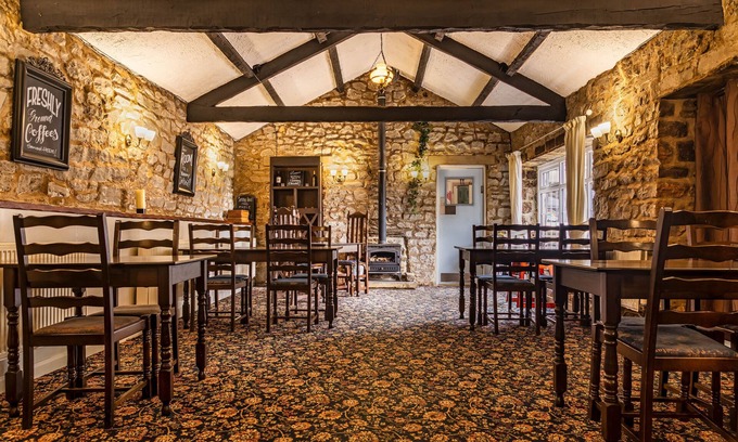 Kirby Hill Hotel | Experience the Cozy Comfort of Shoulder of Mutton Hotel