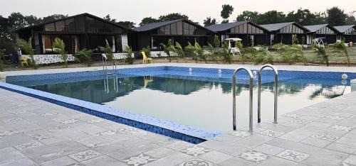 Saputara Resort | Discover Shreephal Resort: Family-Friendly Getaway in Saputara
