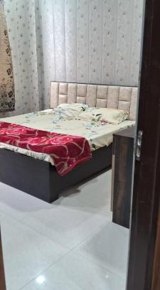 Vrindavan Apartment | Charming Shri Ji Nikunj: Pet-Friendly Retreat Awaits