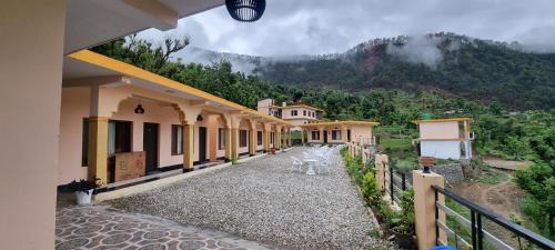 Barkot Hotel | Shri Krishna farms& resorts