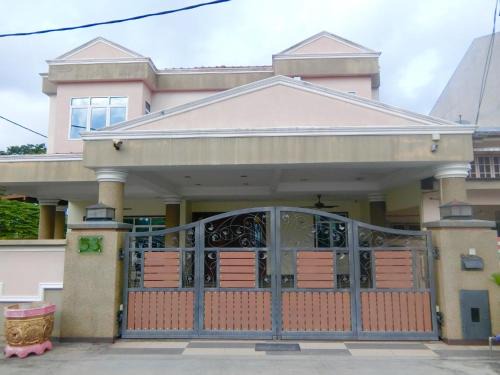 Sekinchan House | Family-Friendly Shuang Yang Sekinchan Homestay with 10/10 Rating