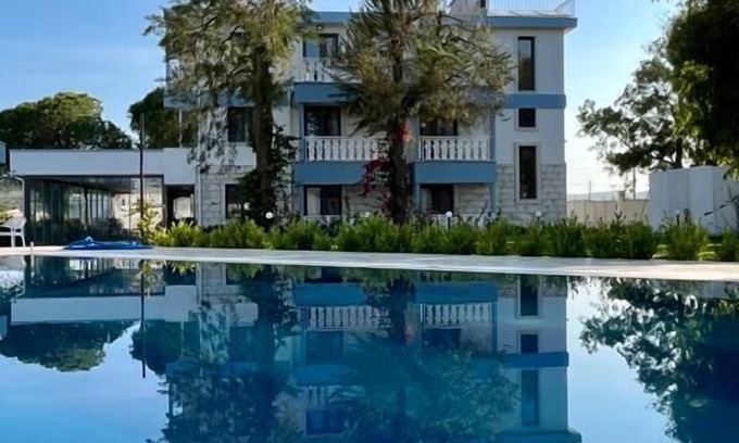 Sigacık Hotel | Discover SIĞACIK GAEA HOTEL: Poolside Relaxation Awaits