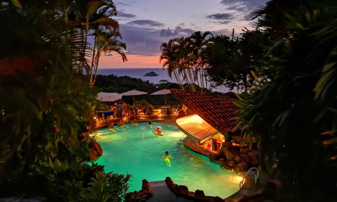 Manuel Antonio Resort | Explore Si Como No Resort: Spa & Wildlife Refuge Awaits