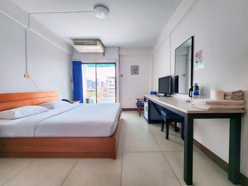 Phaya Thai Hotel | Discover Siam Palace Hotel: Family-Friendly Retreat Awaits