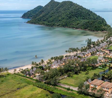 Klong Son Villa | Experience Blue Haven Bay with Private Beach & Pool Access