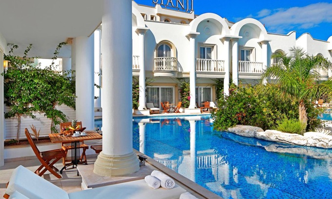 Kadıkale Hotel | Relax at Sianji Well-Being Resort with Ocean Views & Spa