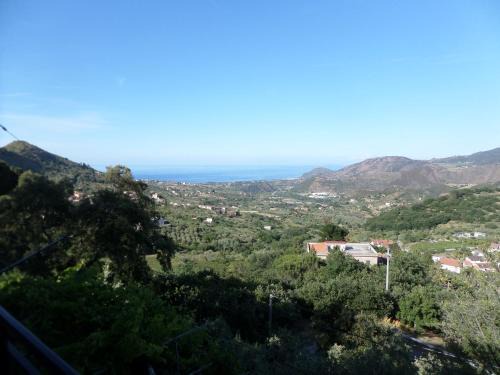 Montagnareale Apartment | Panoramic Views of Sicile: Family & Pet Friendly Retreat