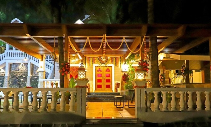 Murud Hotel | Discover Siddhant Hill Resort: Family-Friendly with Pool