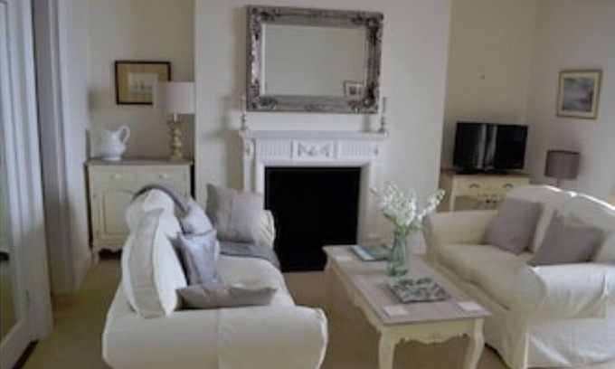 Sidmouth Apartment | Beautiful Sidmouth Seafront Apartment Steps from the Beach